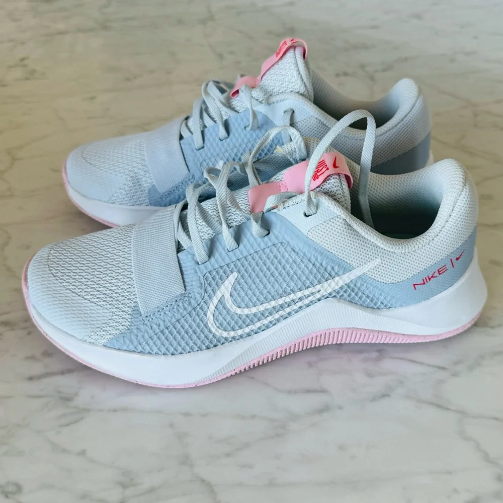 🎈Nike sneakers - Picture 1 of 5